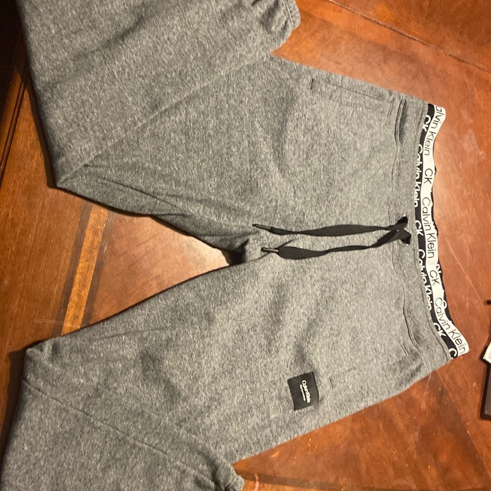 Size Large Calvin Klein Performance joggers